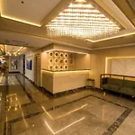 The Charm - Old Hotel 4*