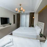 The Charm - Old Hotel