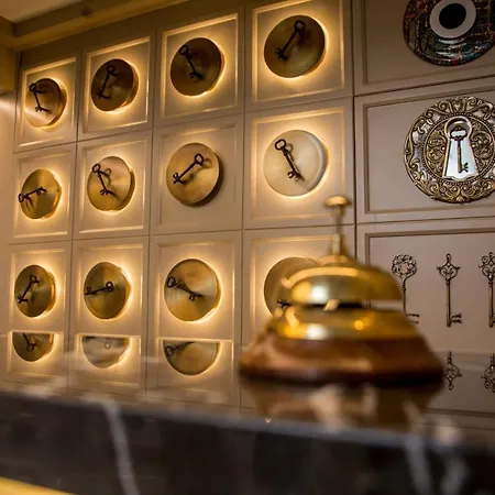 The Charm - Old Hotell