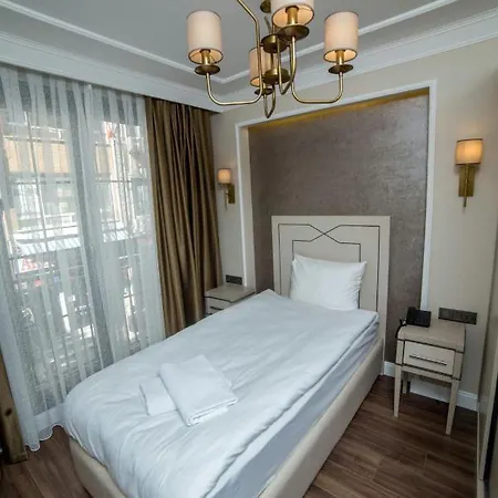 The Charm - Old Istanbulská provincie