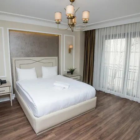 Hotell The Charm - Old 4*