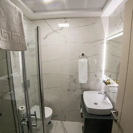 The Charm - Old Hotel